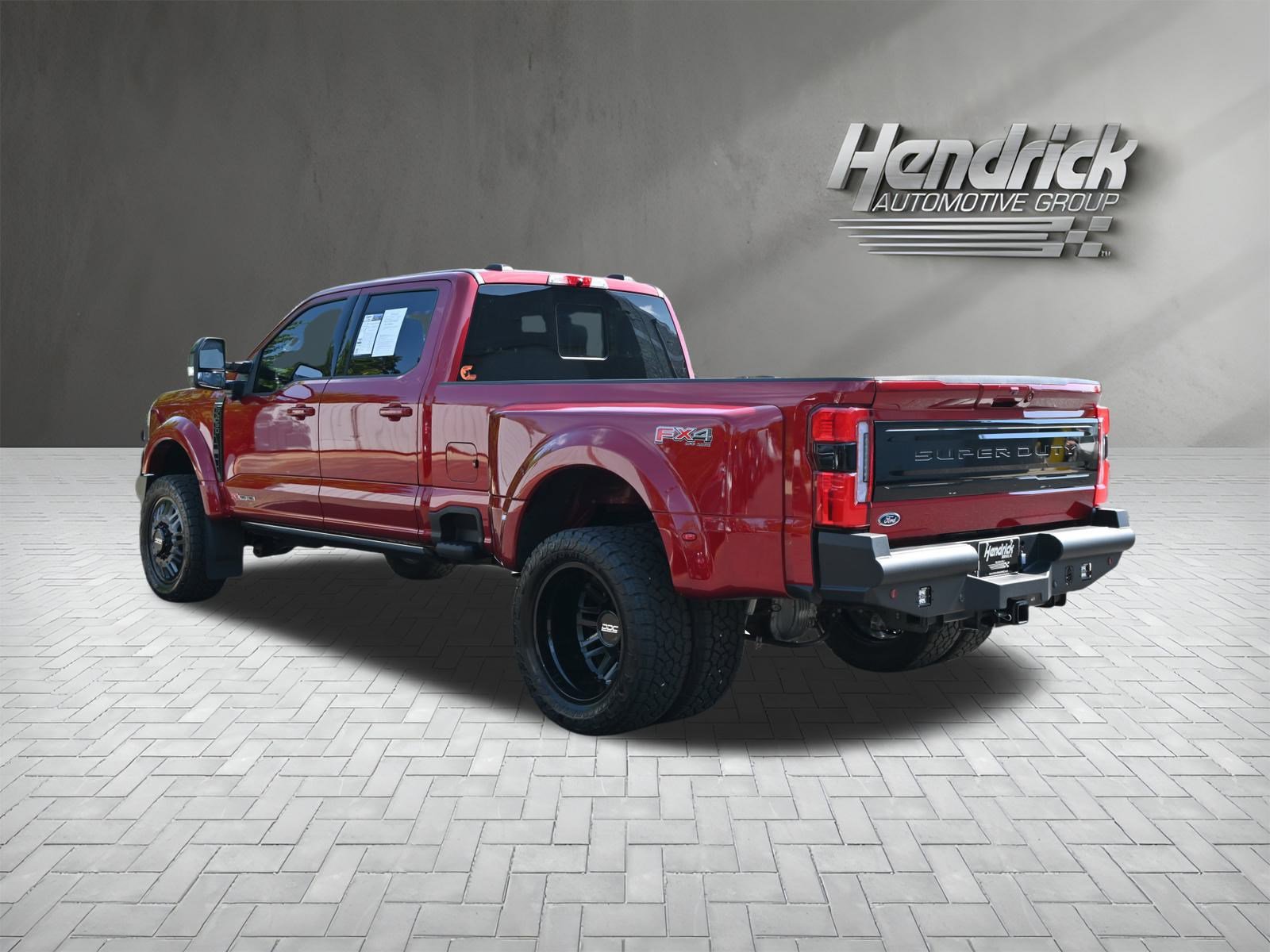 Used 2025 Ford F450 Platinum w/ FX4 Off-Road Package image 7