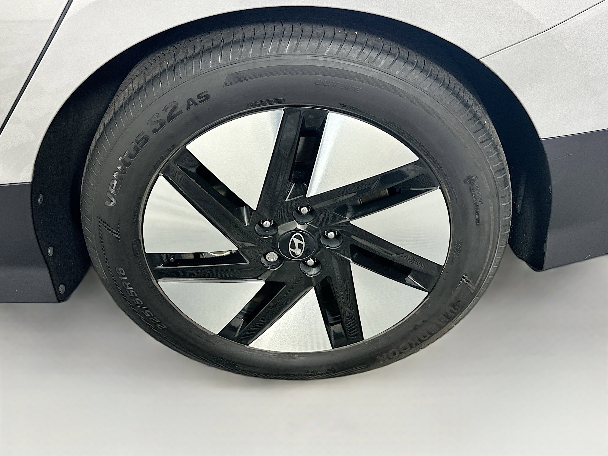 Used 2024 Hyundai Ioniq 6 SE image 11