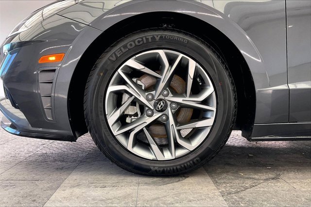 Used 2022 Hyundai Sonata SEL w/ Cargo Package image 8