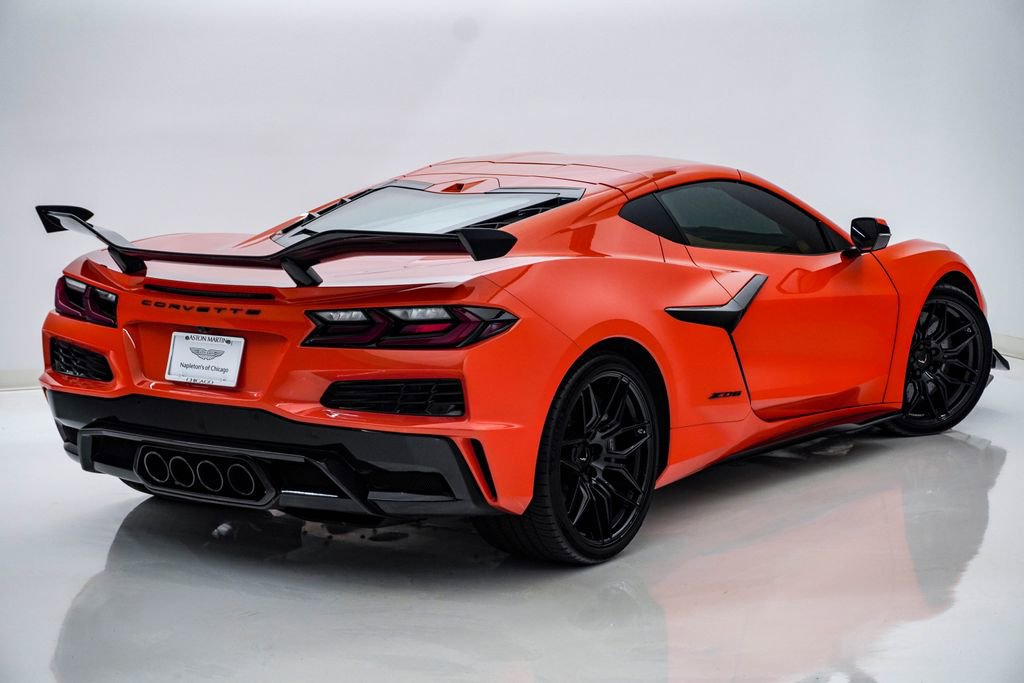 Used 2025 Chevrolet Corvette Z06 w/ Z07 Performance Package RWD image 10