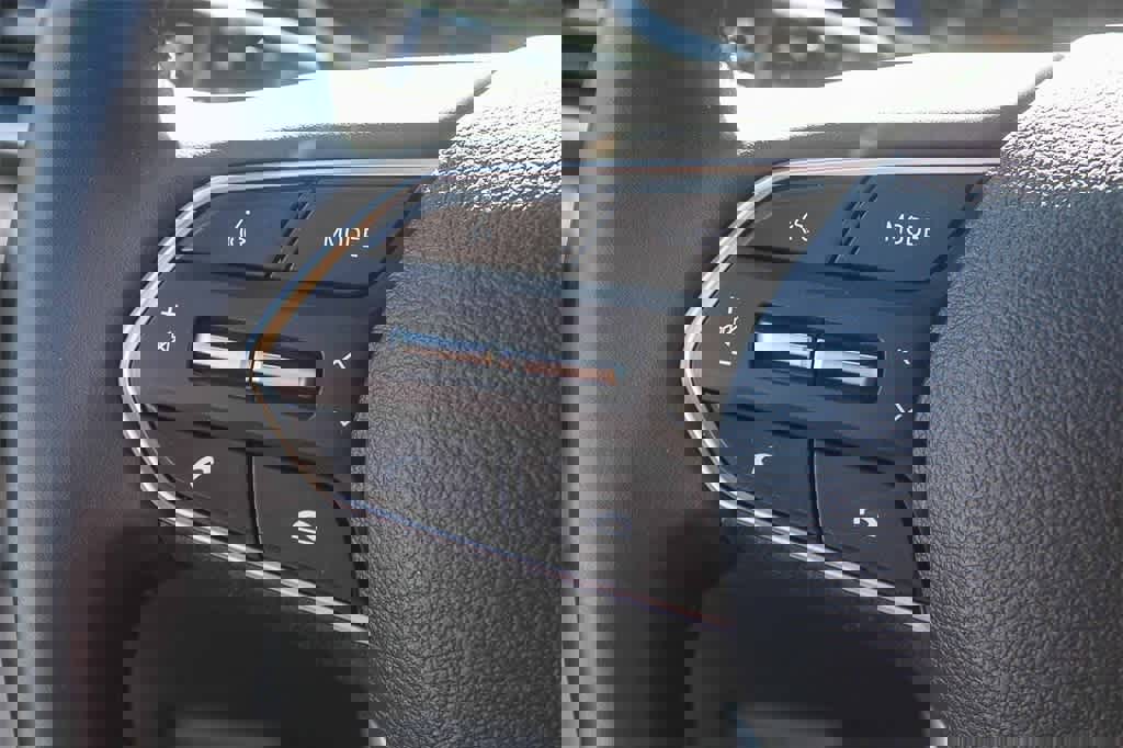 Certified 2020 Hyundai Santa Fe Limited image 34