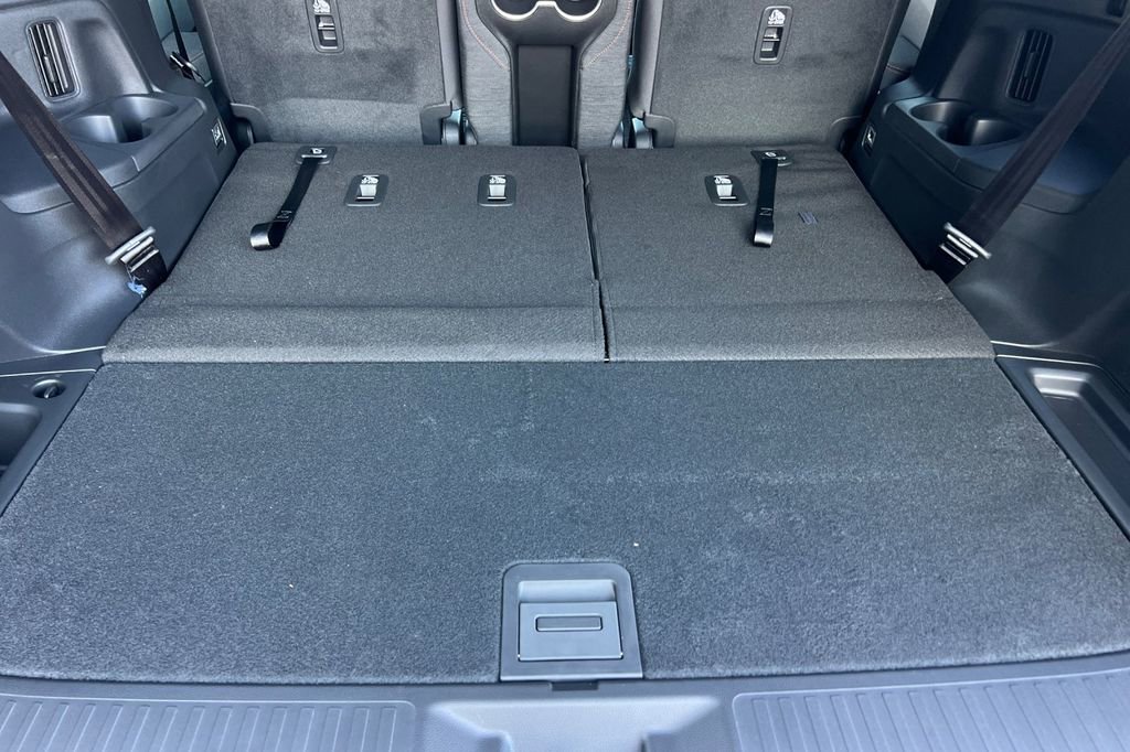 New 2026 Honda Pilot Sport image 13