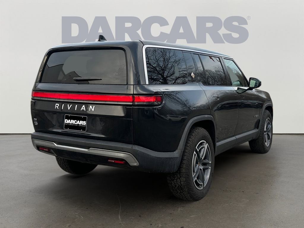 Used 2025 Rivian R1S Adventure image 7