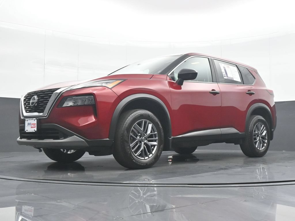 Used 2023 Nissan Rogue S AWD/4WD image 33
