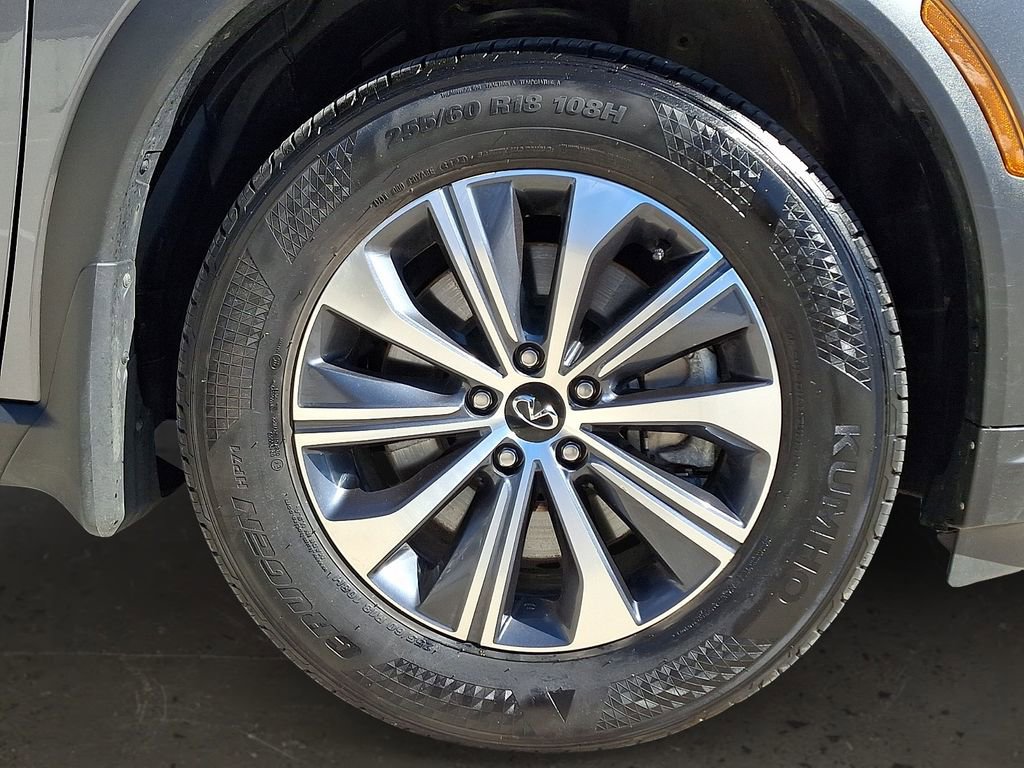 Certified 2025 INFINITI QX60 Pure w/ Cargo Package image 9