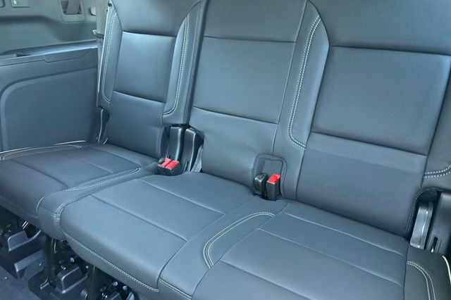 New 2026 GMC Yukon XL Elevation w/ Elevation Premium Package image 18