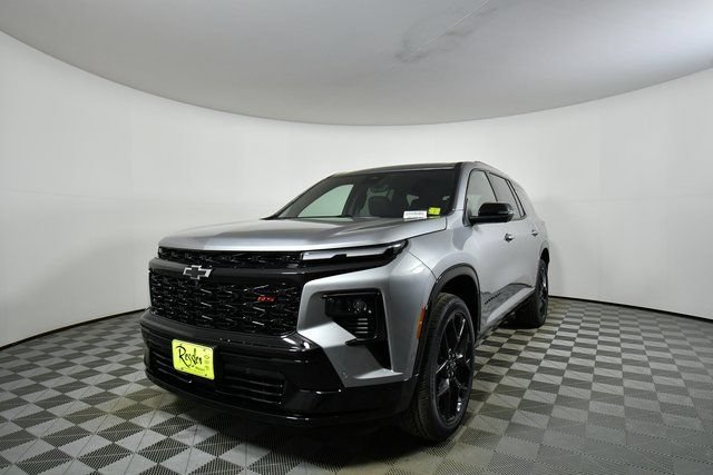 New 2026 Chevrolet Traverse RS w/ LPO, Floor Liner Package AWD/4WD image 6