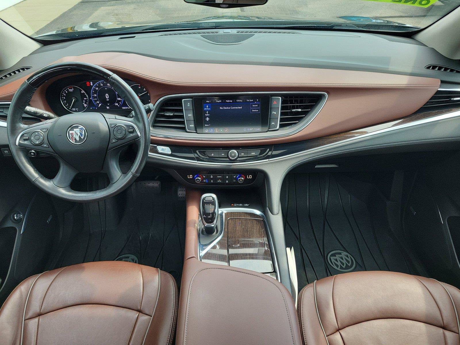 Used 2021 Buick Enclave Avenir w/ Avenir Technology Package AWD/4WD image 9