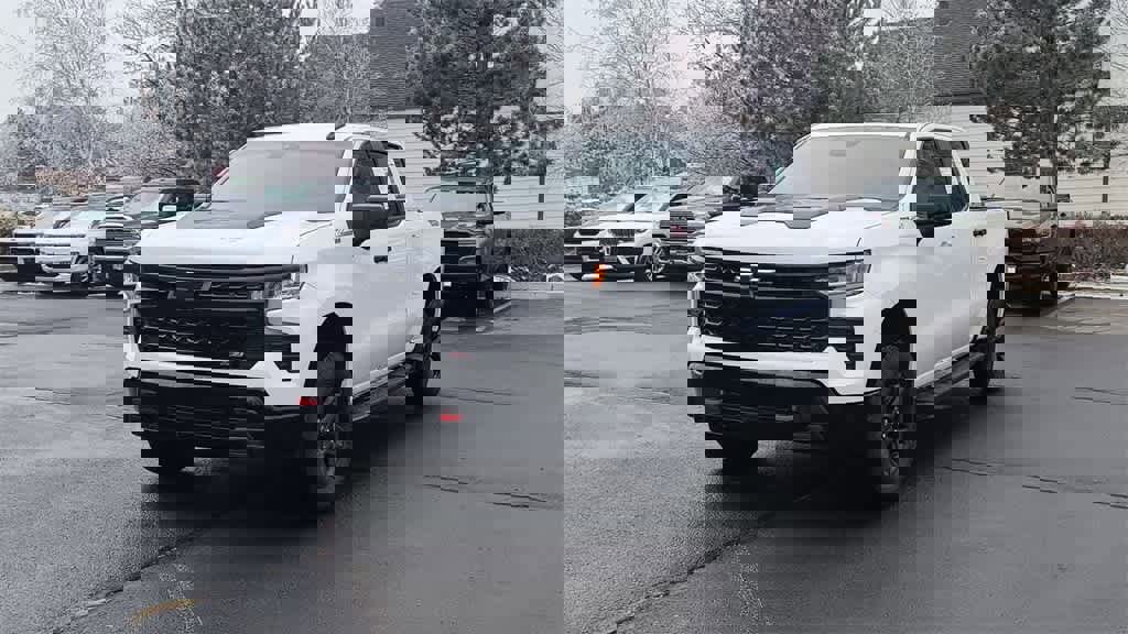 Used 2024 Chevrolet Silverado 1500 LT Trail Boss w/ Protection Package image 4