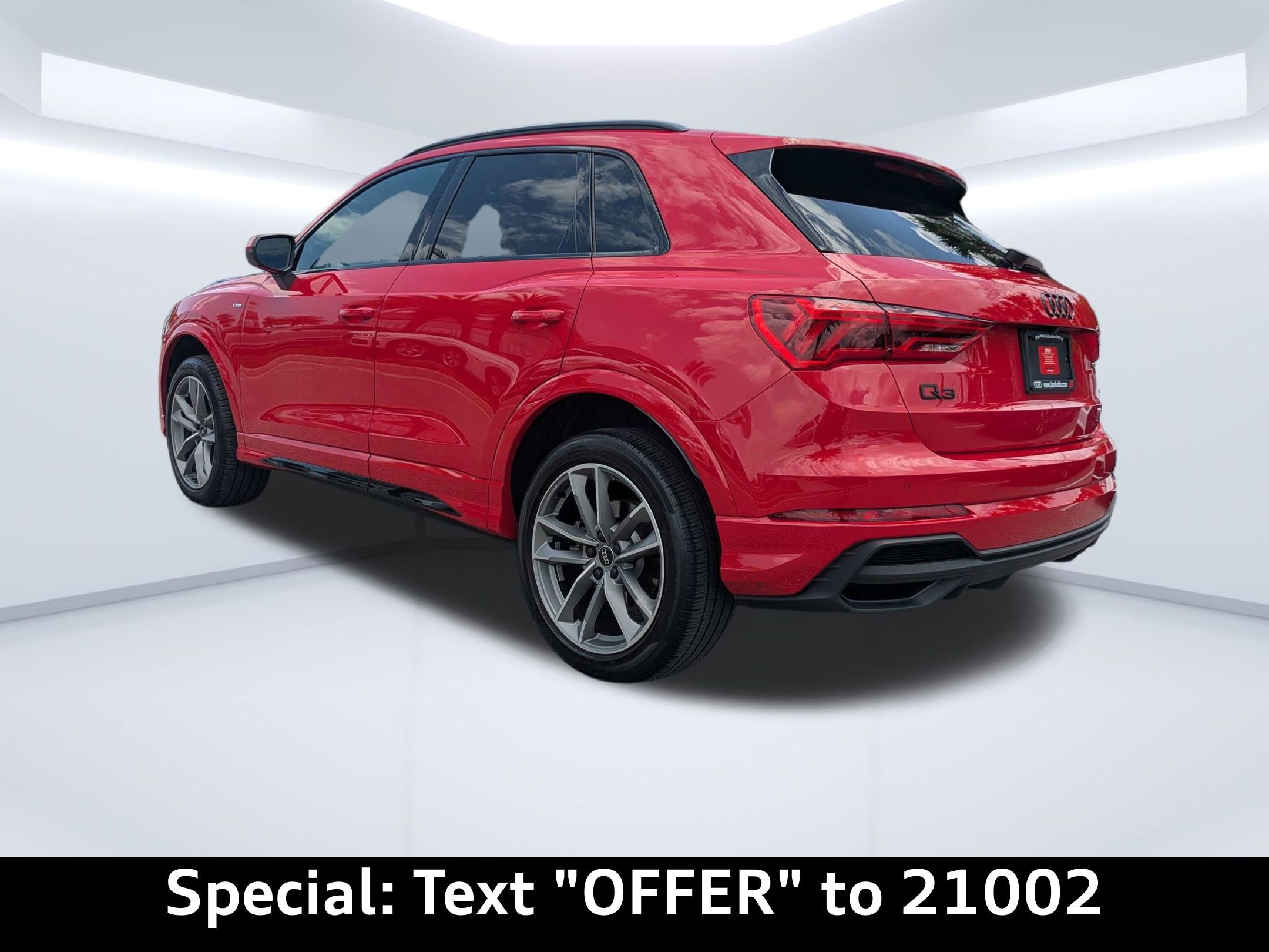 Certified 2023 Audi Q3 2.0T Premium w/ Black Optic Sport Package AWD/4WD image 6