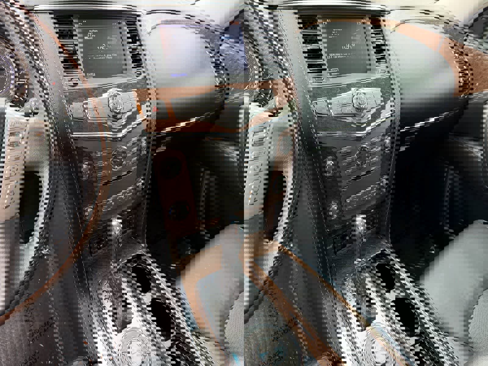 Used 2017 INFINITI QX80 2WD w/ Driver Assistance Package image 31