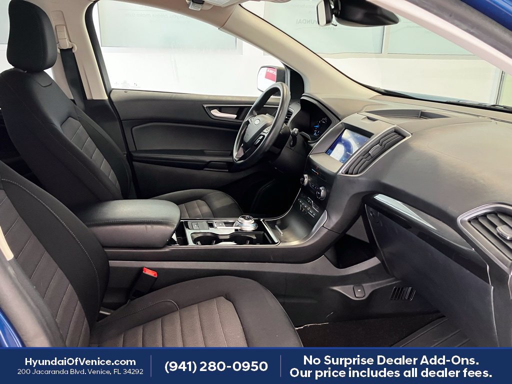 Used 2020 Ford Edge SE FWD image 12