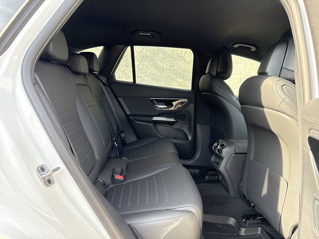 New 2025 Mercedes-Benz GLC 350e 4MATIC image 17