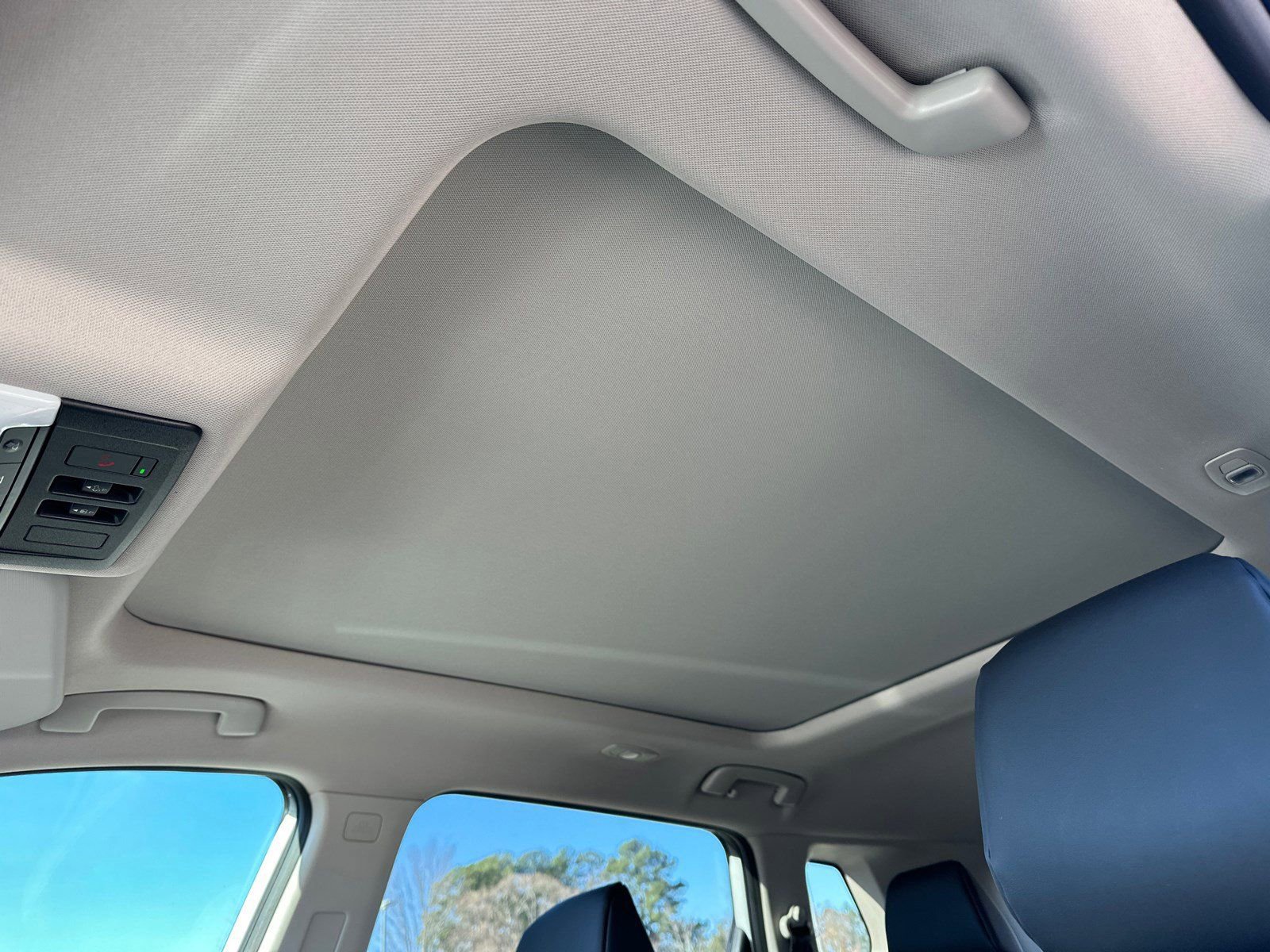 New 2026 Nissan Rogue SV FWD image 33