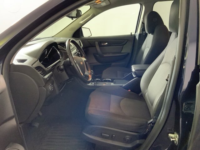 Used 2017 Chevrolet Traverse LT image 25