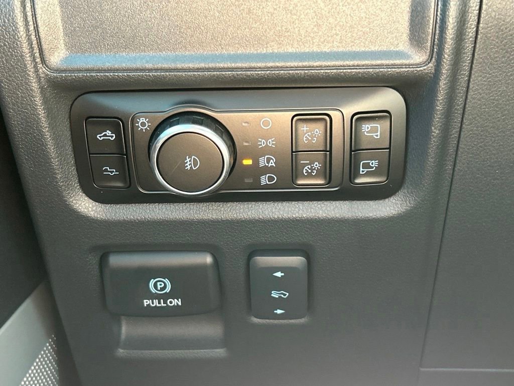 Used 2026 Ford F150 Raptor AWD/4WD image 27