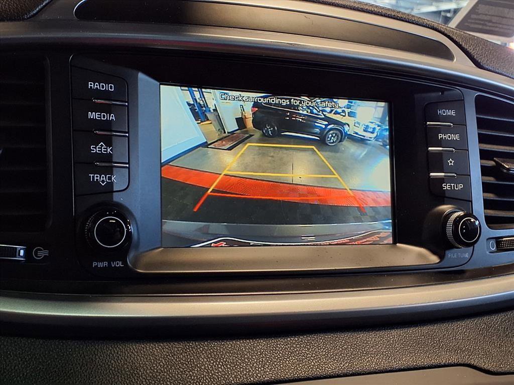 Used 2020 Kia Sorento EX image 23