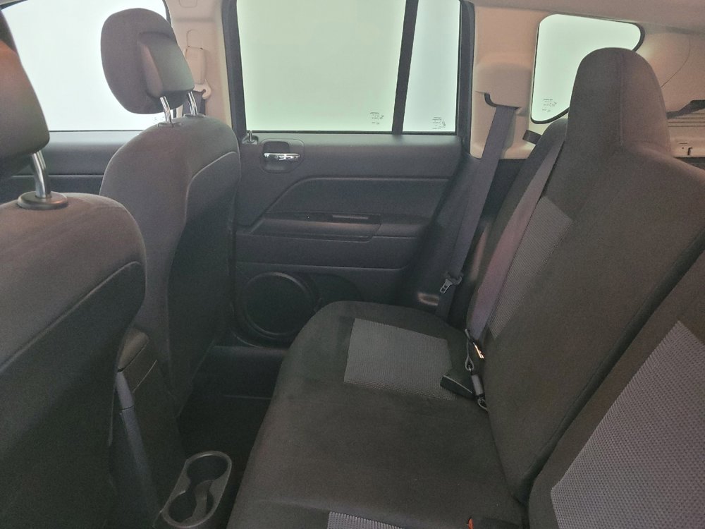 Used 2016 Jeep Compass Sport w/ Power Value Group image 18