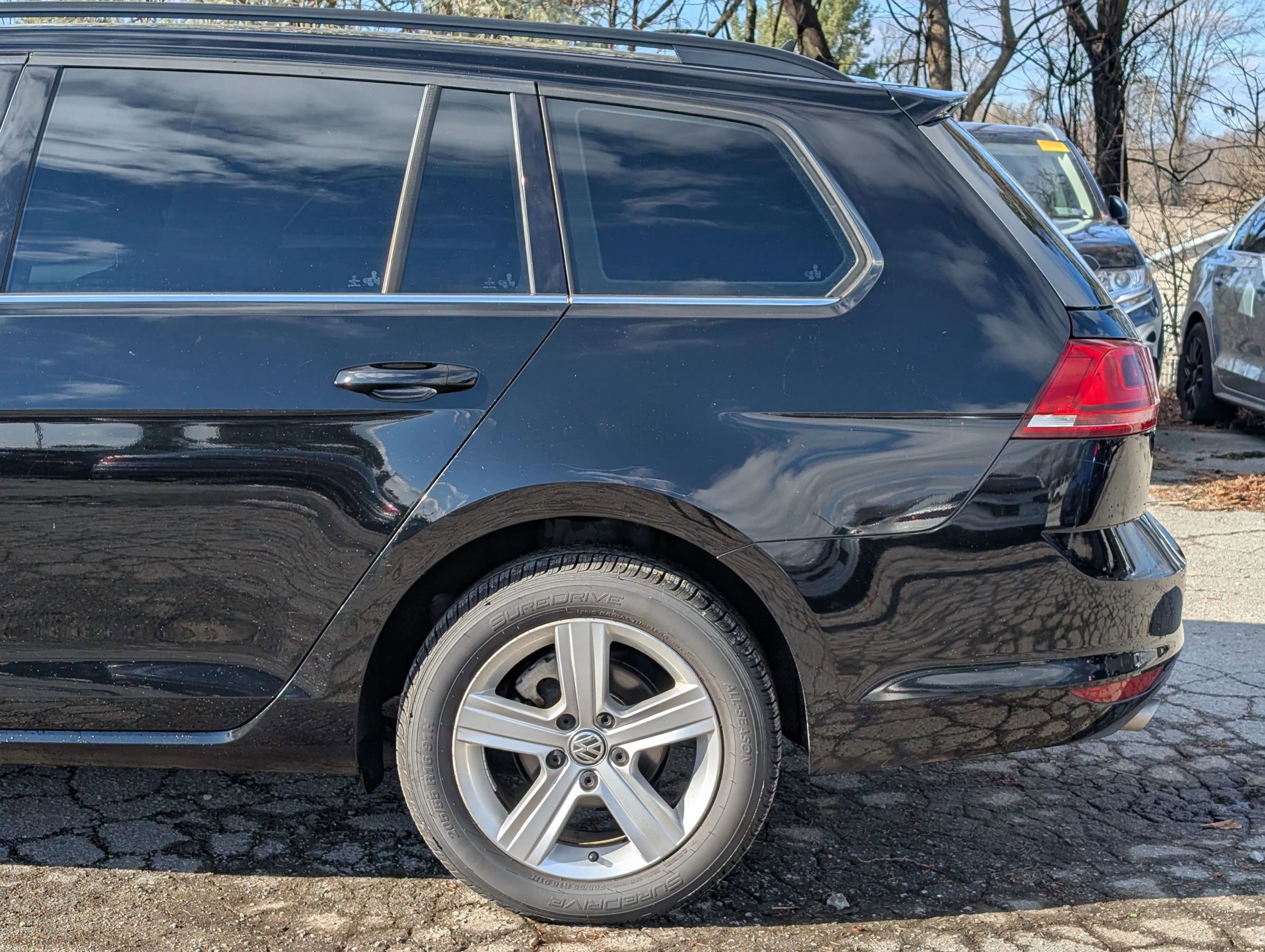 Used 2015 Volkswagen Golf TDI S image 4