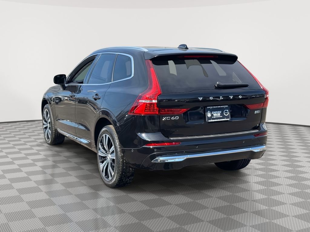 Certified 2023 Volvo XC60 B5 Plus image 5