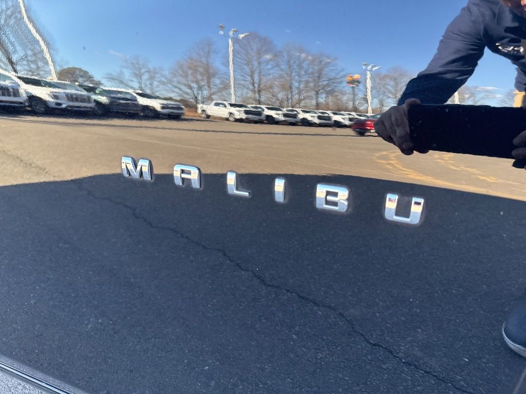 Used 2024 Chevrolet Malibu LT image 30