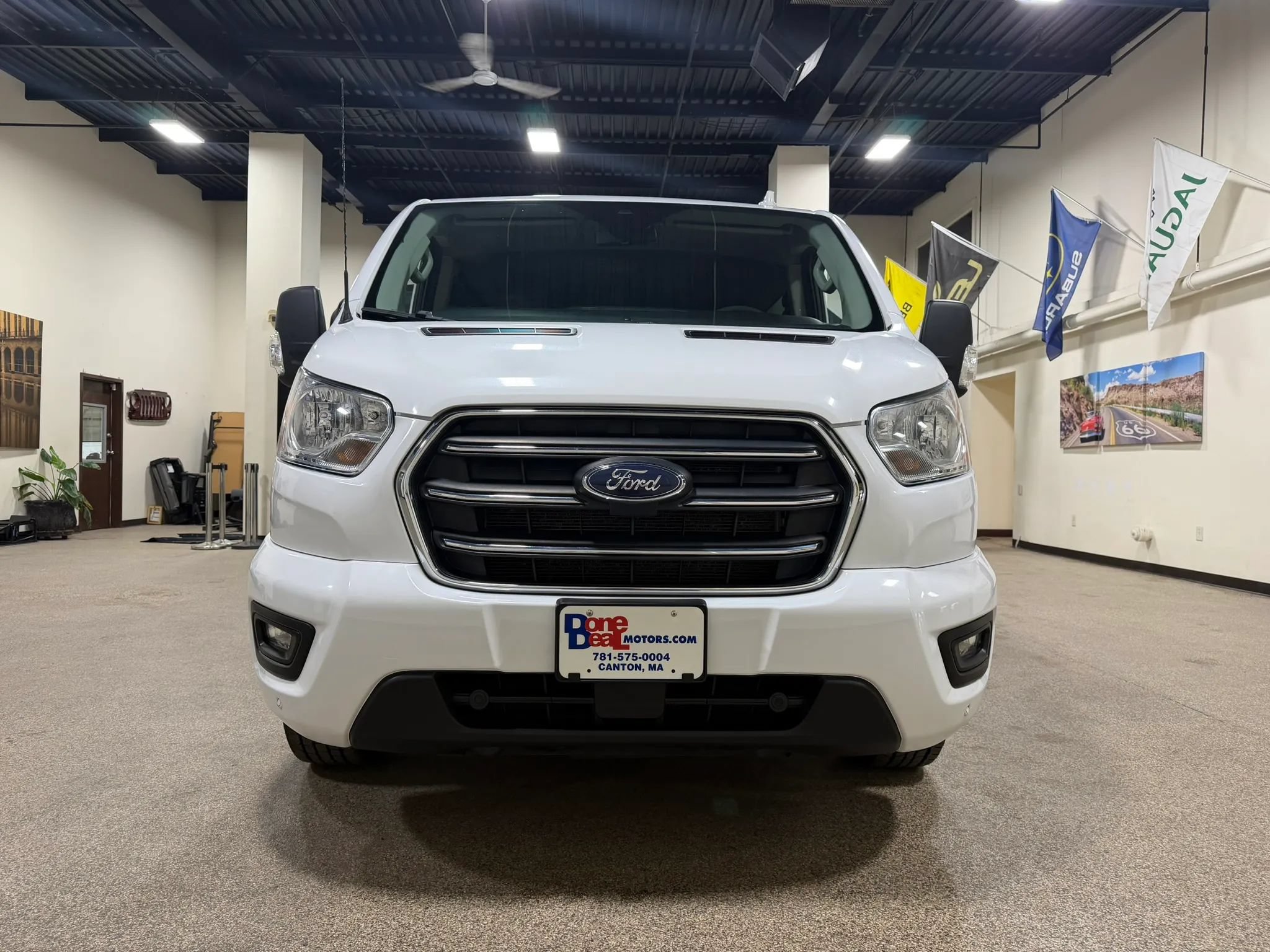 Used 2020 Ford Transit 350 XLT RWD image 2