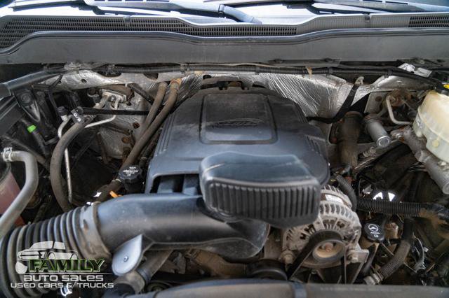 Used 2016 Chevrolet Silverado 3500 LTZ AWD/4WD image 18