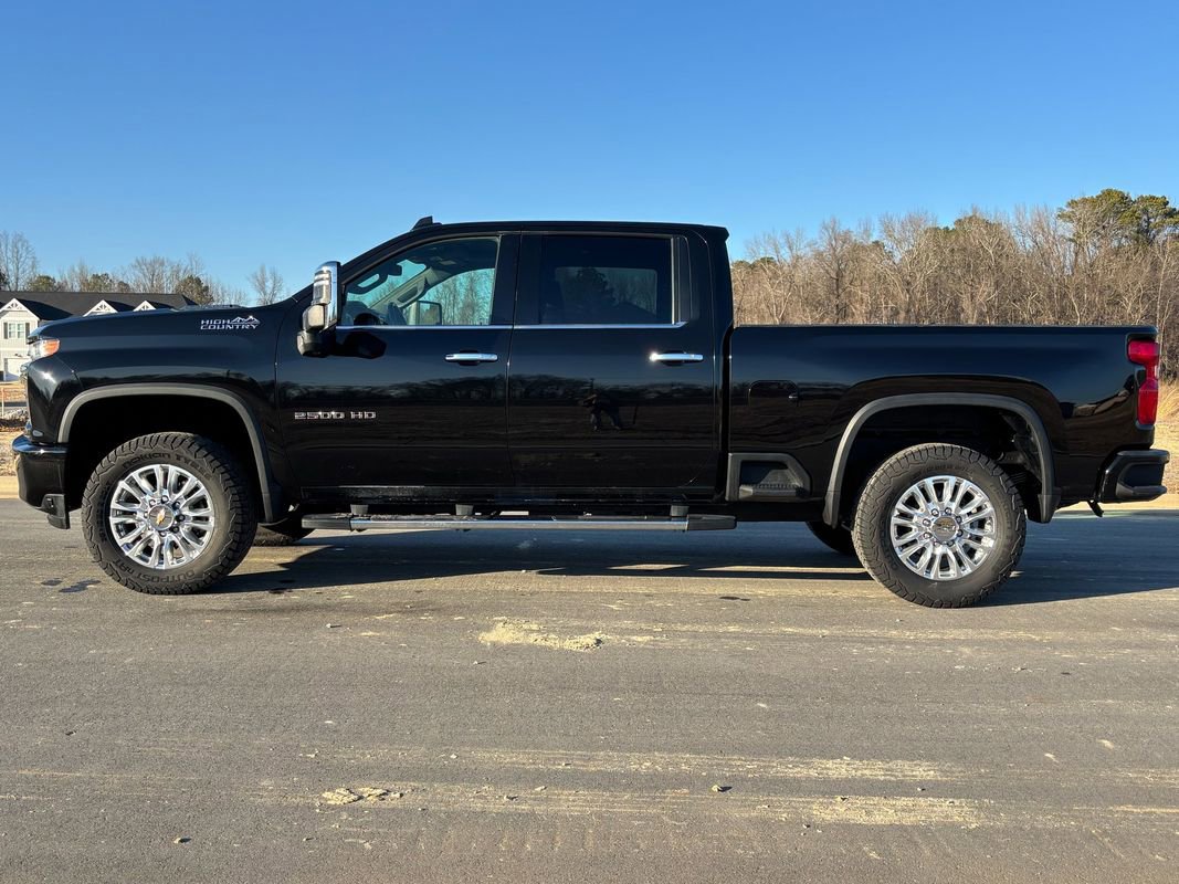 Used 2022 Chevrolet Silverado 2500 High Country image 8