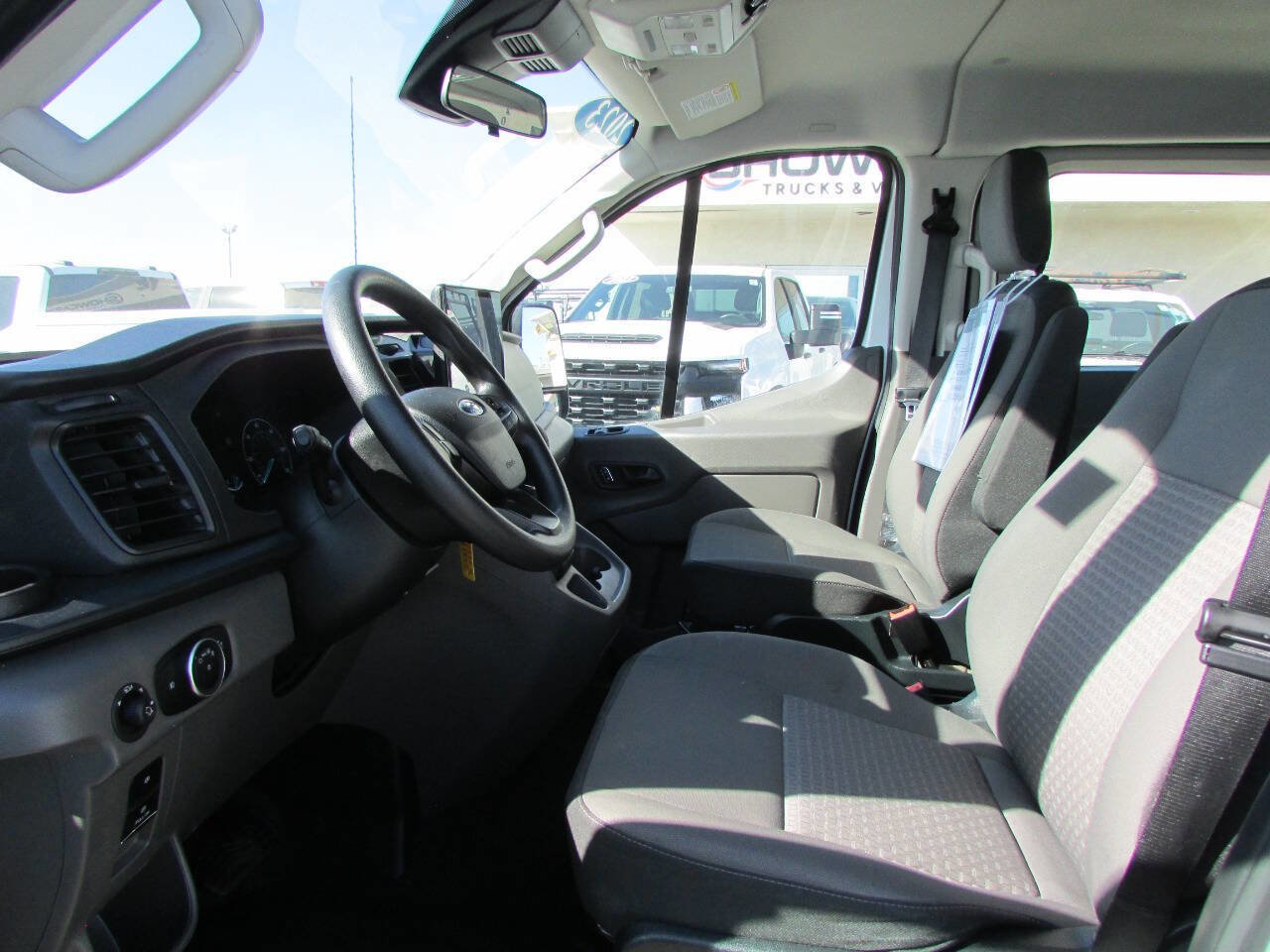 Used 2023 Ford Transit 350 XLT image 12
