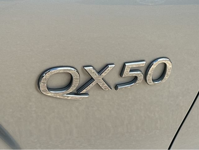 Used 2020 INFINITI QX50 Luxe FWD image 13