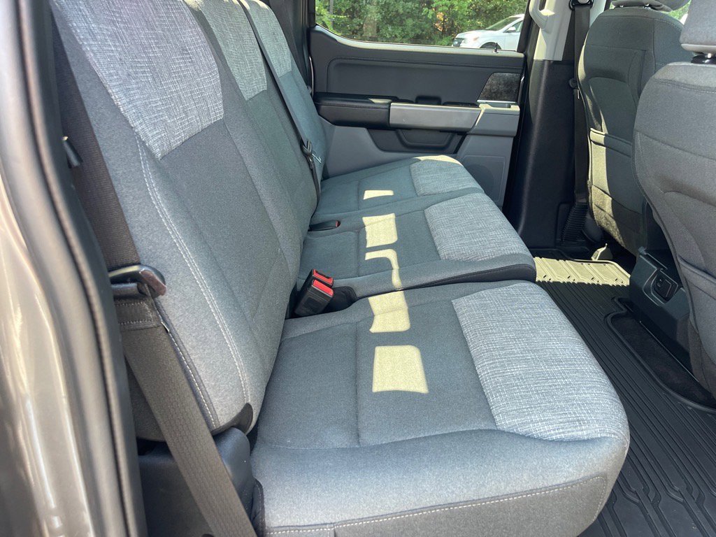 Used 2022 Ford F150 XLT w/ Equipment Group 302A High image 18