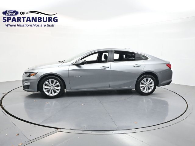 Used 2025 Chevrolet Malibu LT FWD image 4