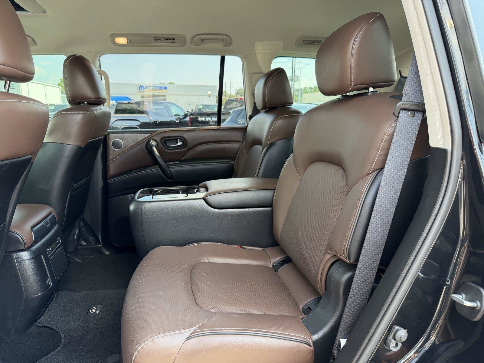 Used 2023 INFINITI QX80 Premium Select w/ Cargo Package AWD/4WD image 19