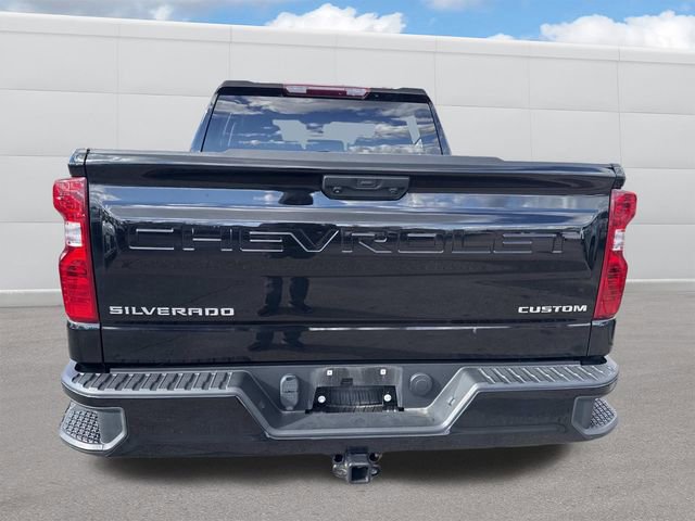 Used 2022 Chevrolet Silverado 1500 Custom image 4