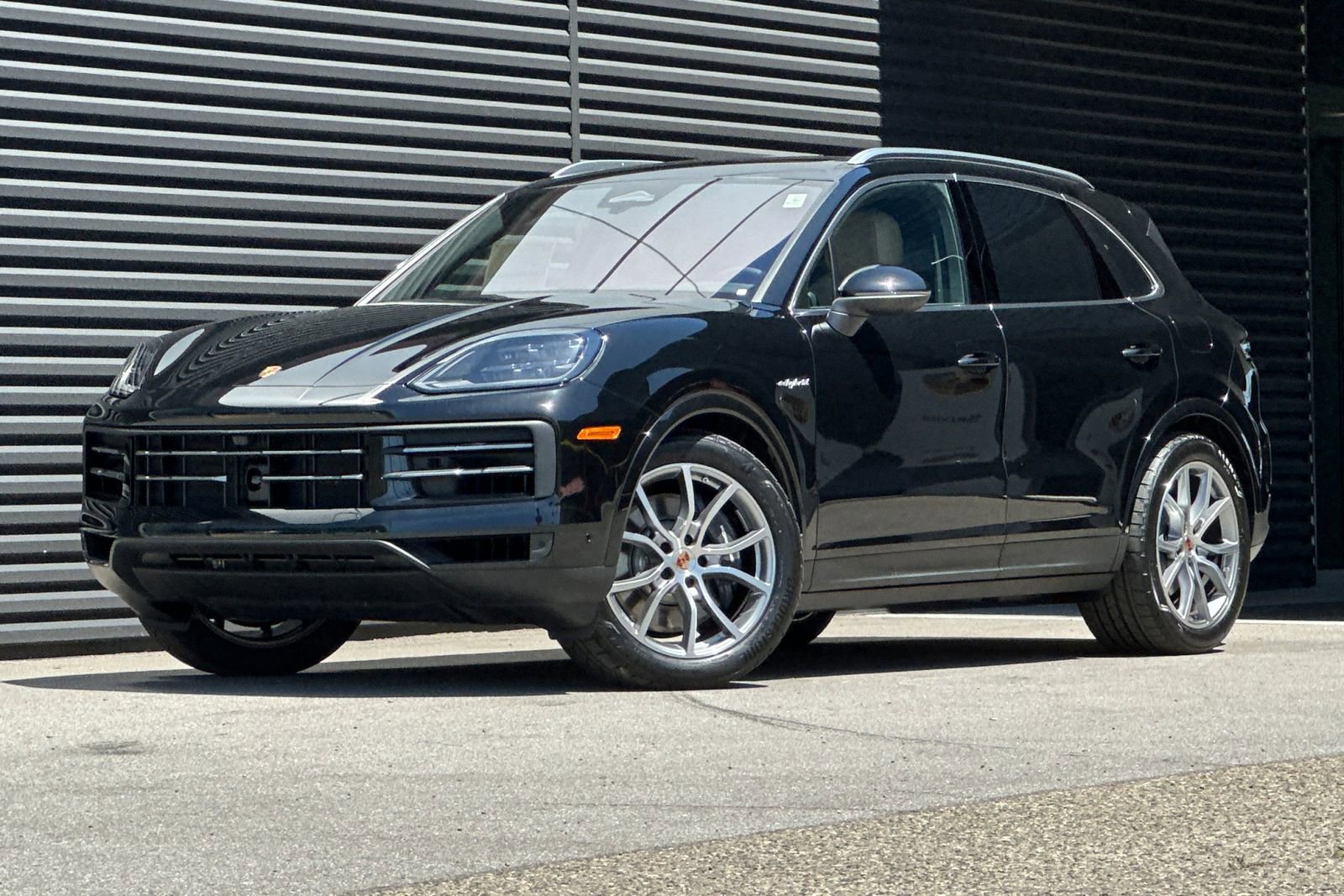 New 2026 Porsche Cayenne E-Hybrid AWD/4WD image 1