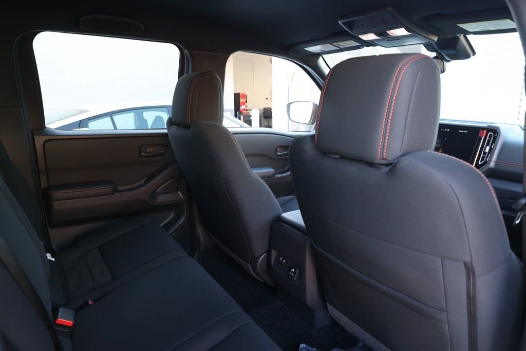 New 2026 Nissan Frontier PRO-4X w/ Pro-4x Convenience Package image 16