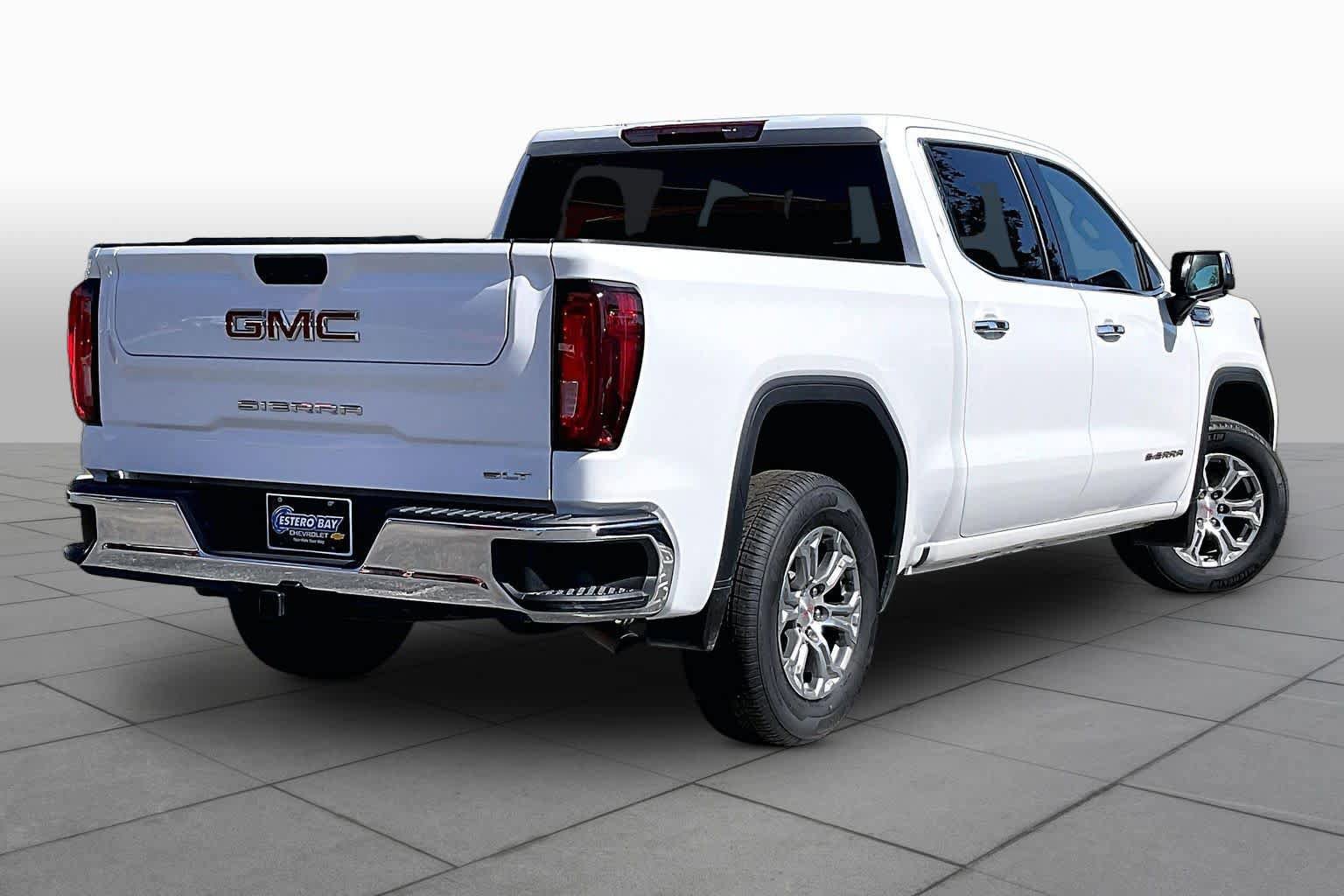 Certified 2025 GMC Sierra 1500 SLT RWD image 13