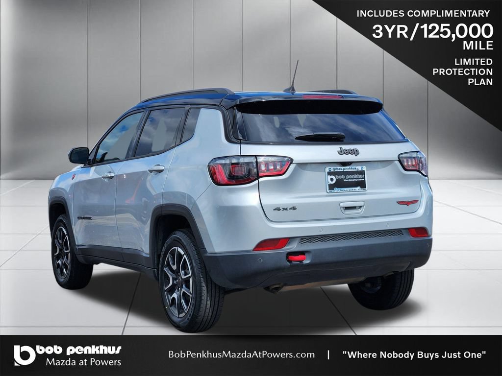 Used 2025 Jeep Compass Trailhawk AWD/4WD image 27