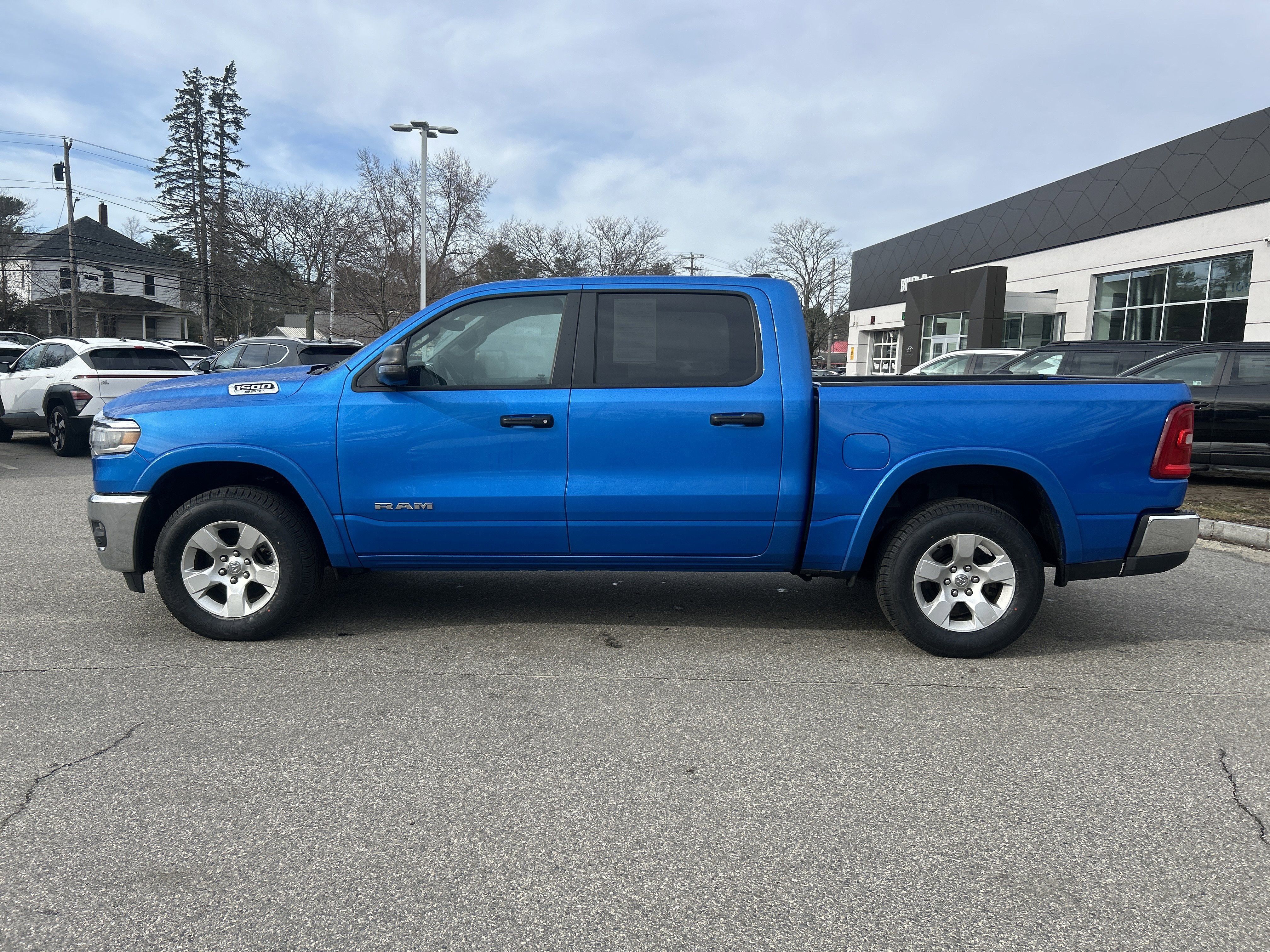 Used 2025 RAM 1500 Big Horn AWD/4WD image 8