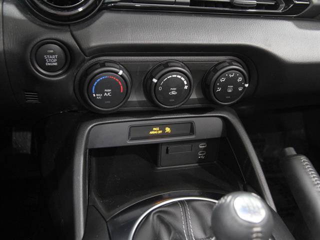 Certified 2025 MAZDA MX-5 Miata Sport image 15