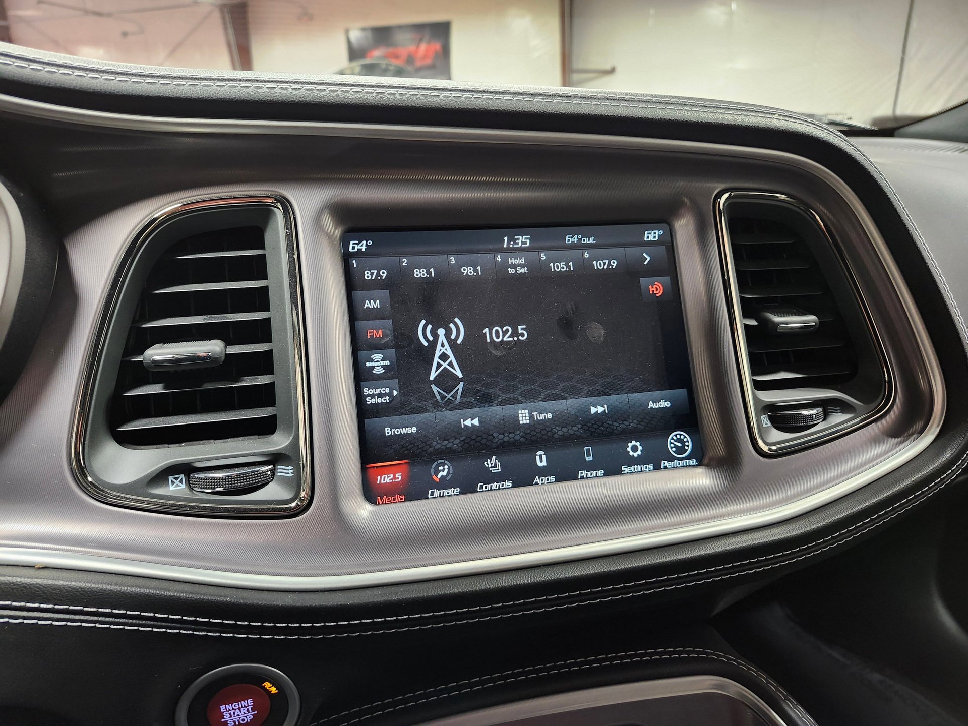 Used 2022 Dodge Challenger SRT Hellcat RWD image 18