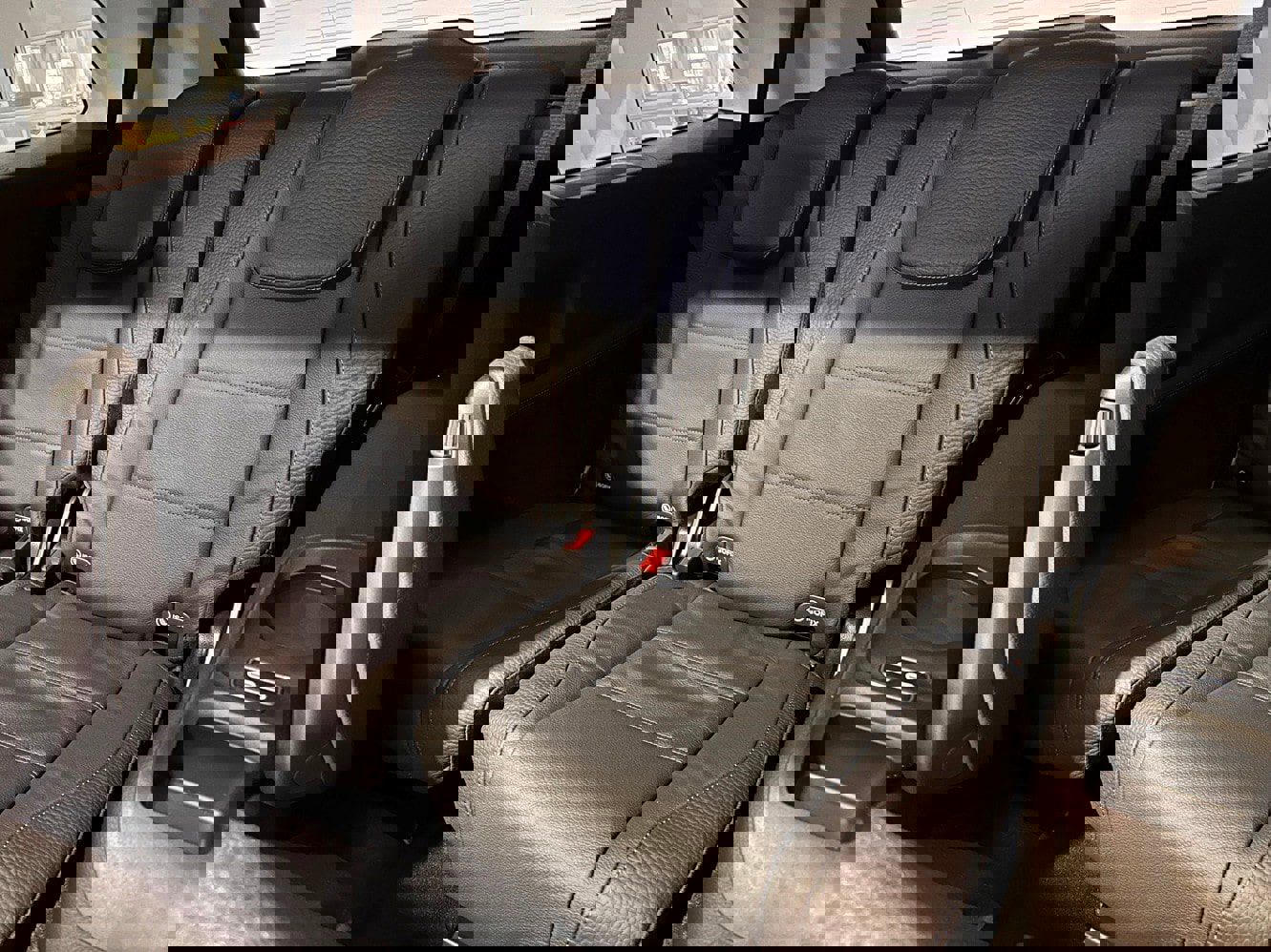 New 2025 Mercedes-Benz GLS 450 4MATIC image 15