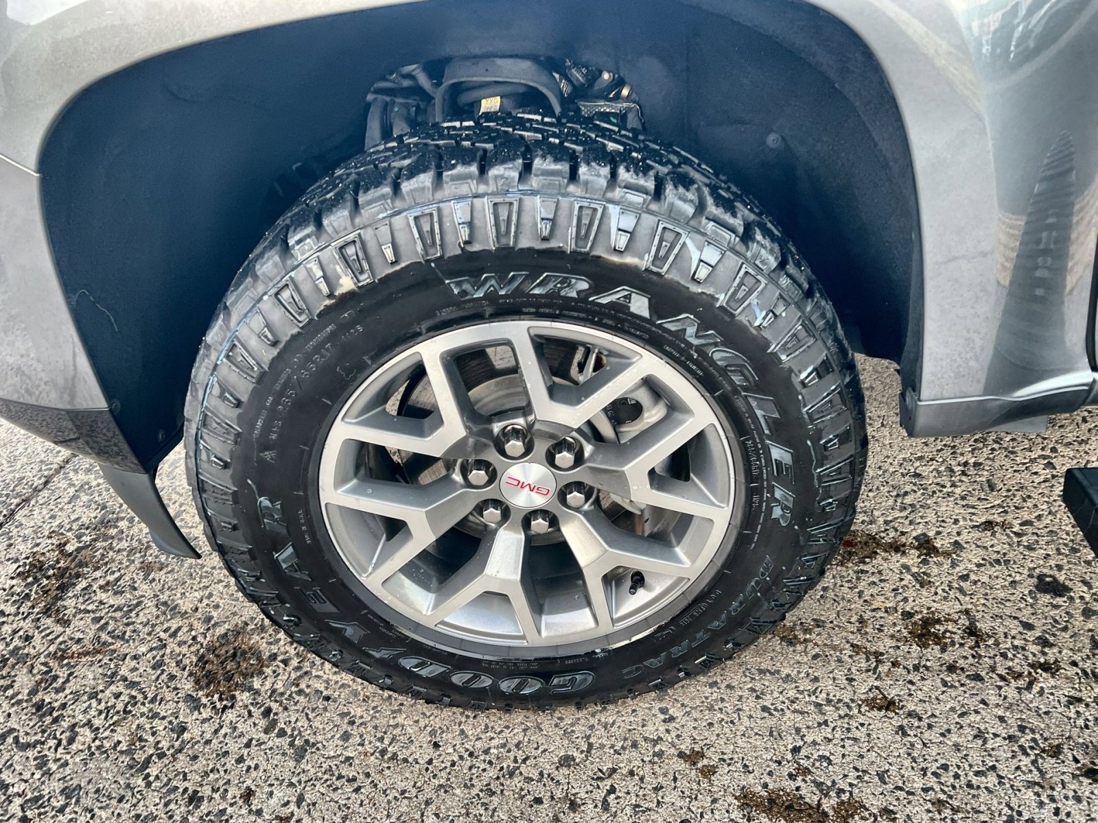 Used 2022 GMC Canyon AT4 w/ Trailering Package image 12