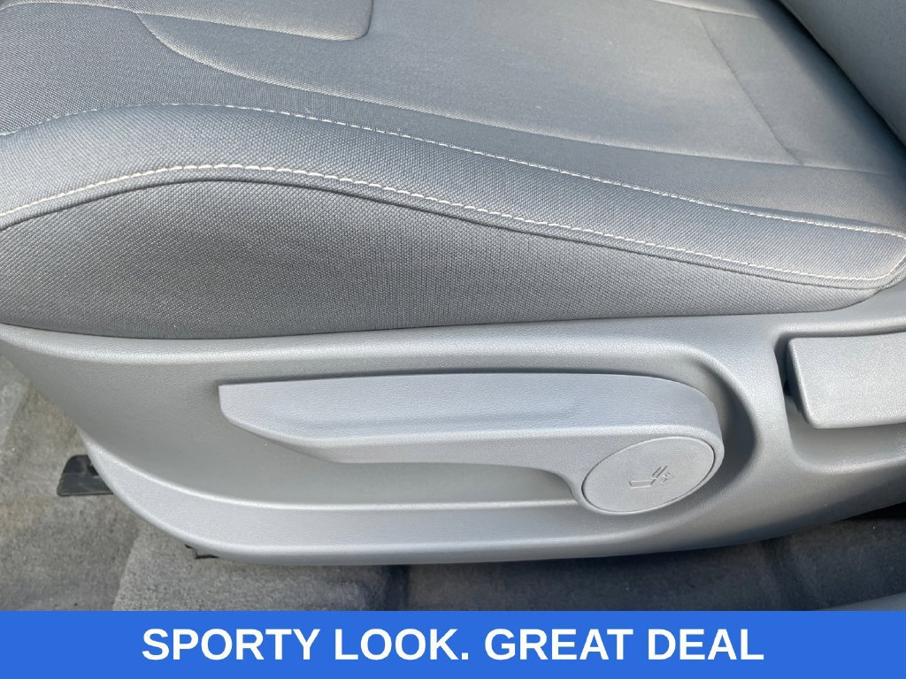 Used 2026 Hyundai Elantra Sport FWD image 19