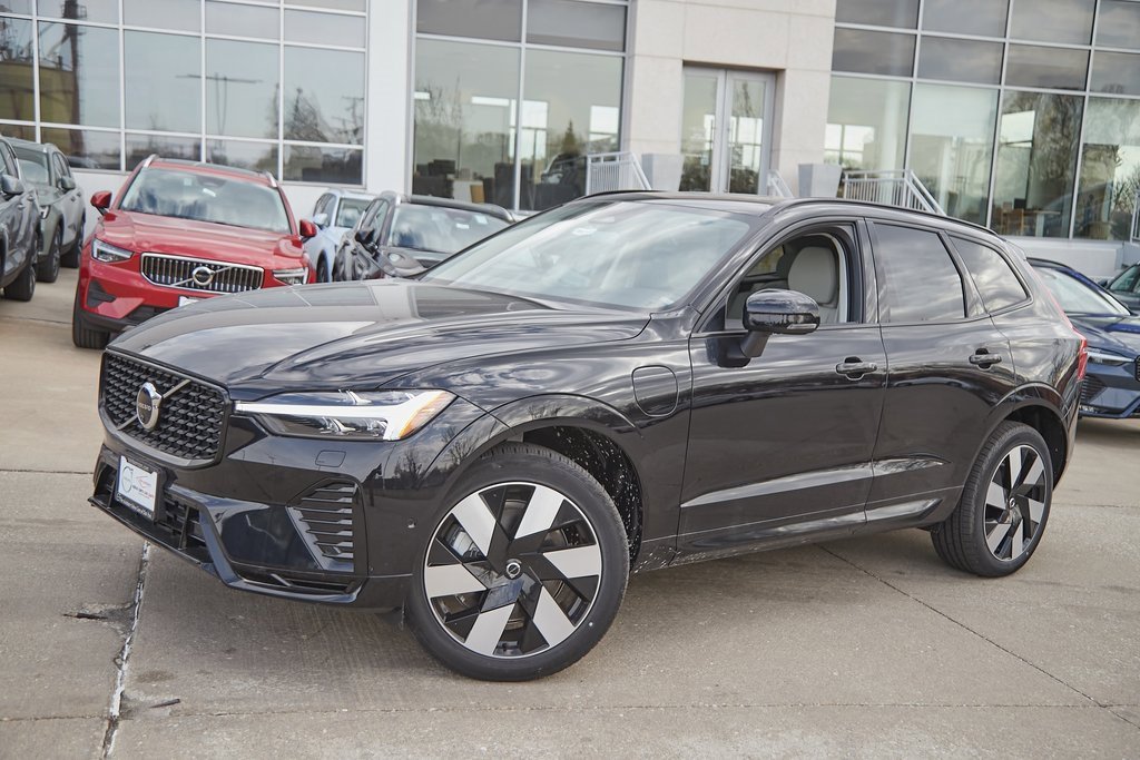 New 2025 Volvo XC60 T8 Plus w/ Protection Package Premier image 3
