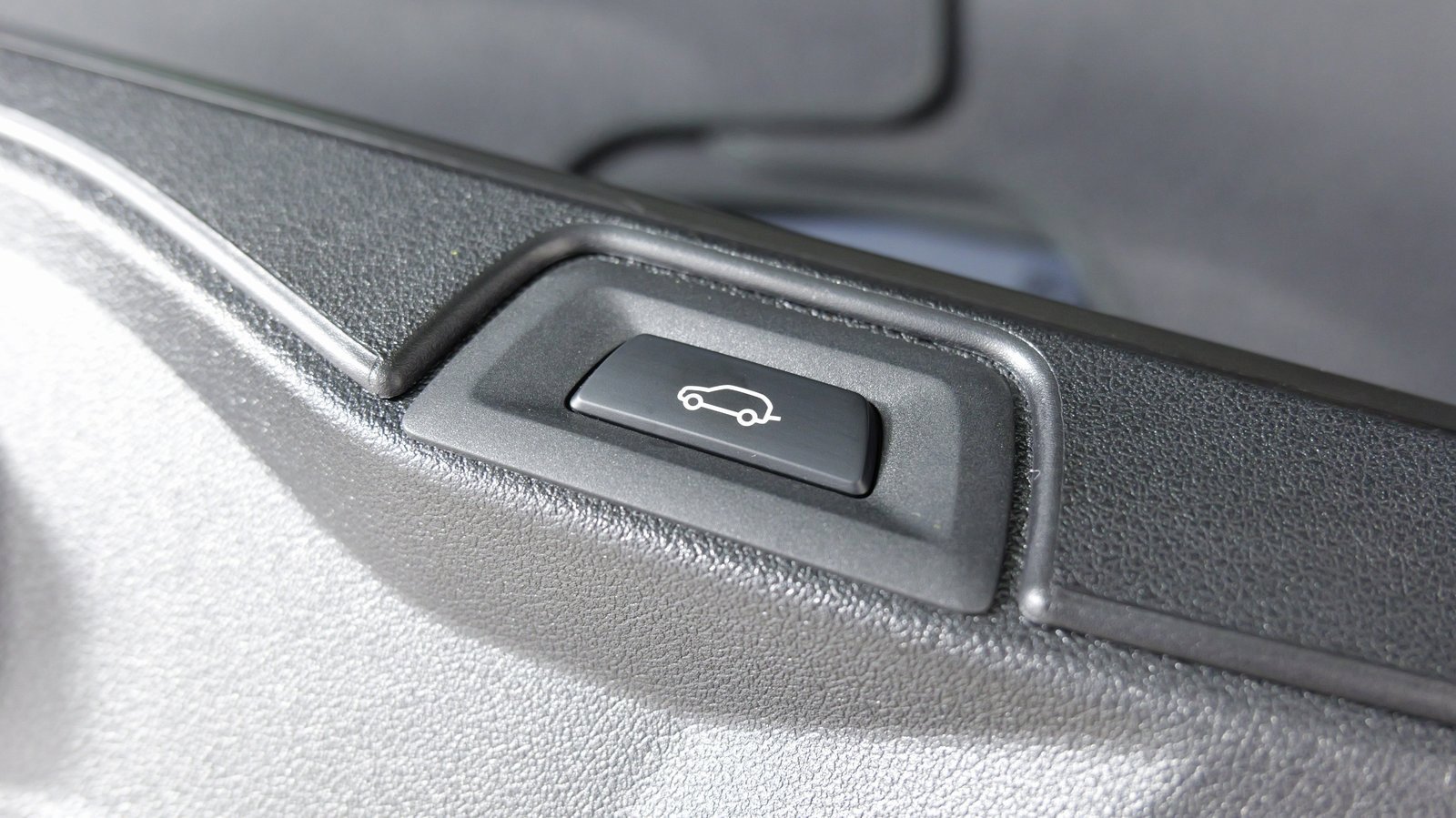 Used 2022 BMW X5 xDrive40i w/ Parking Assistance Package image 62