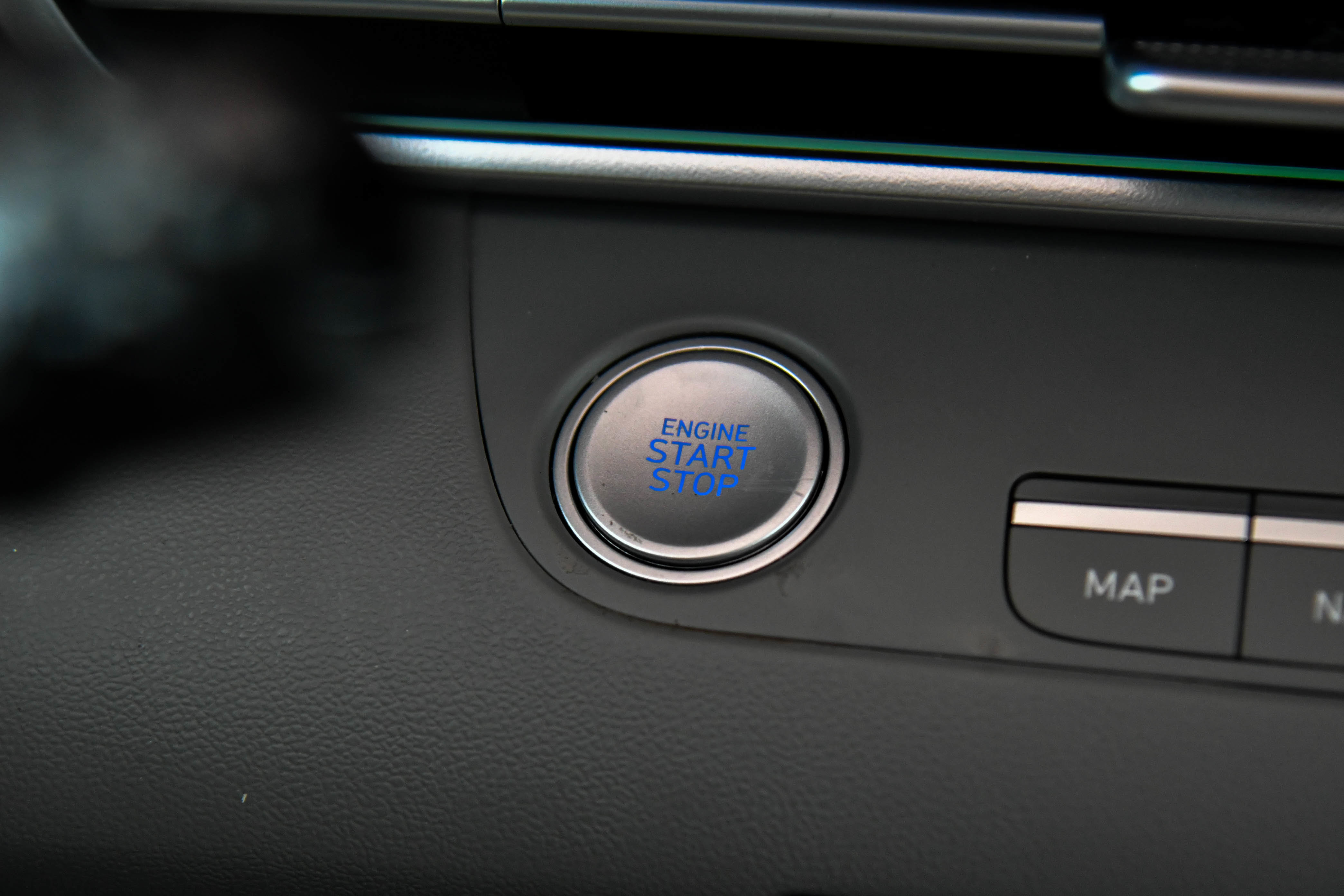 Used 2024 Hyundai Elantra SEL image 27