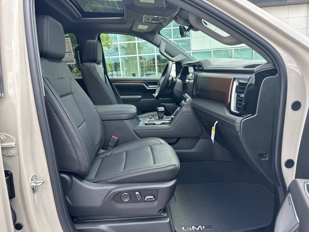 New 2026 GMC Sierra 1500 Denali AWD/4WD image 19