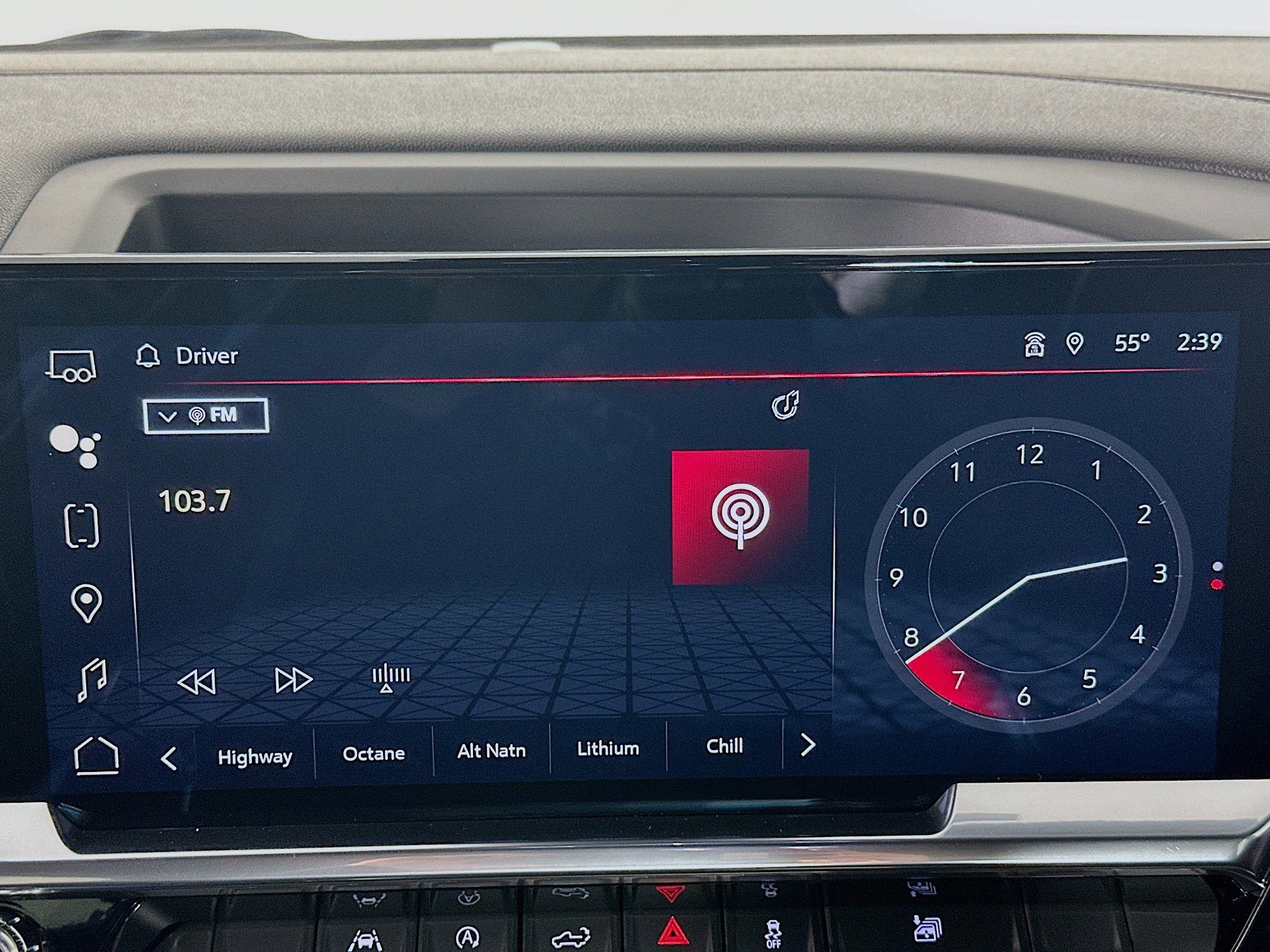 Used 2024 GMC Sierra 1500 Elevation image 19