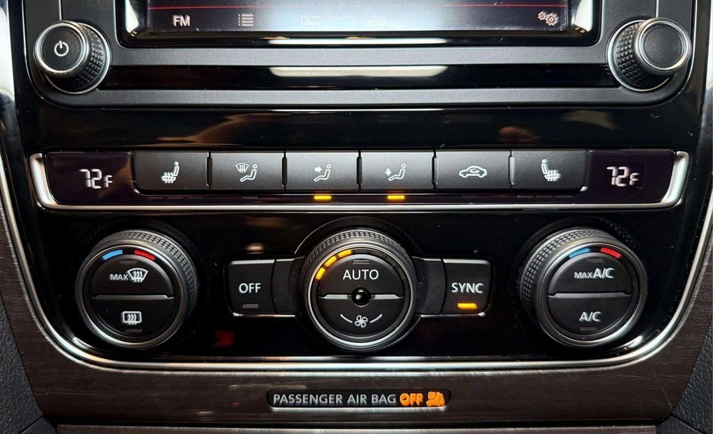 Used 2017 Volkswagen Passat 1.8T SE FWD image 7